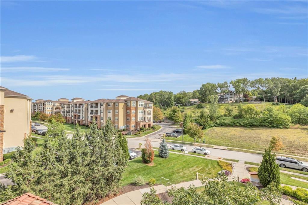 3810 N Mulberry Drive Unit: 307
