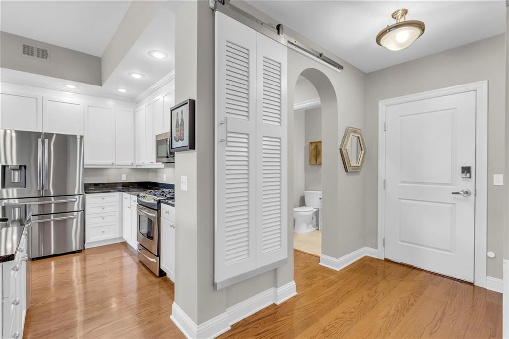 3810 N Mulberry Drive Unit: 307