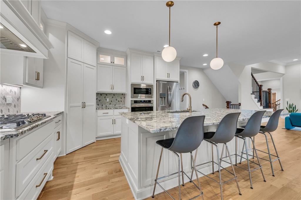 5806 N Lucerne Avenue