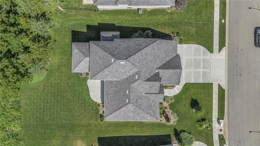 5806 N Lucerne Avenue