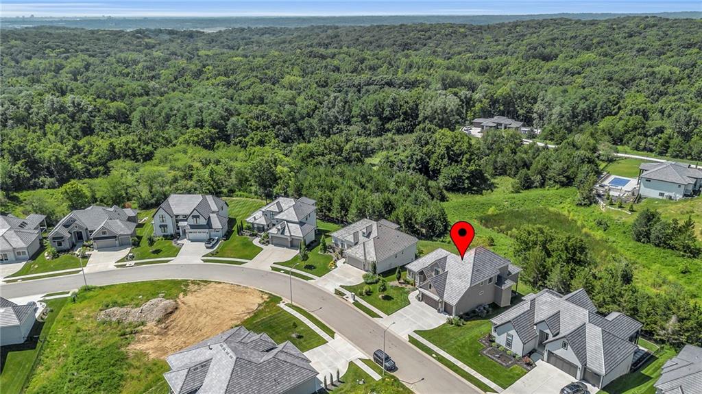 5806 N Lucerne Avenue