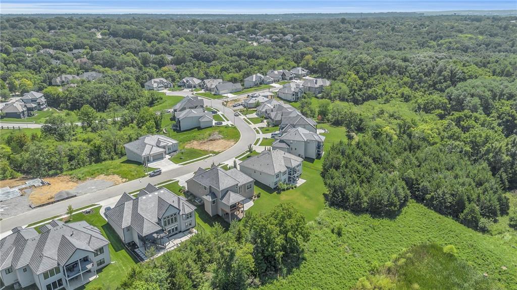 5806 N Lucerne Avenue