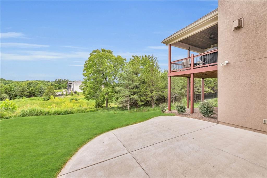 5806 N Lucerne Avenue