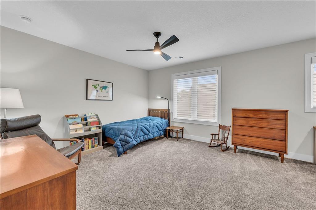 5806 N Lucerne Avenue