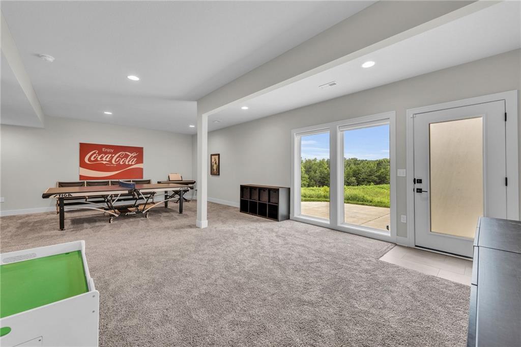 5806 N Lucerne Avenue