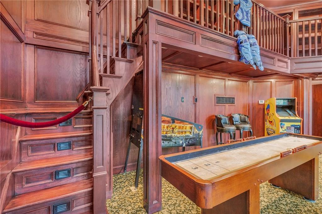 4519 N Mulberry Drive