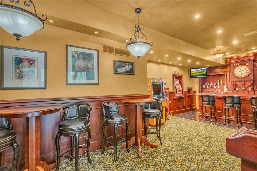 4519 N Mulberry Drive