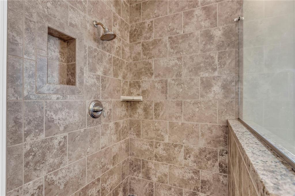 4519 N Mulberry Drive