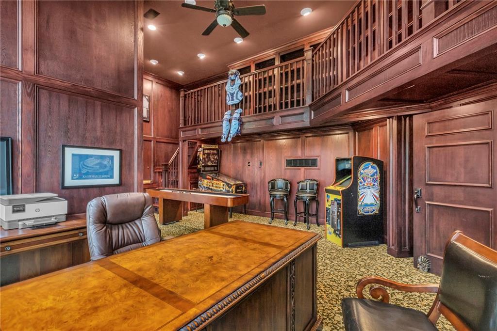 4519 N Mulberry Drive