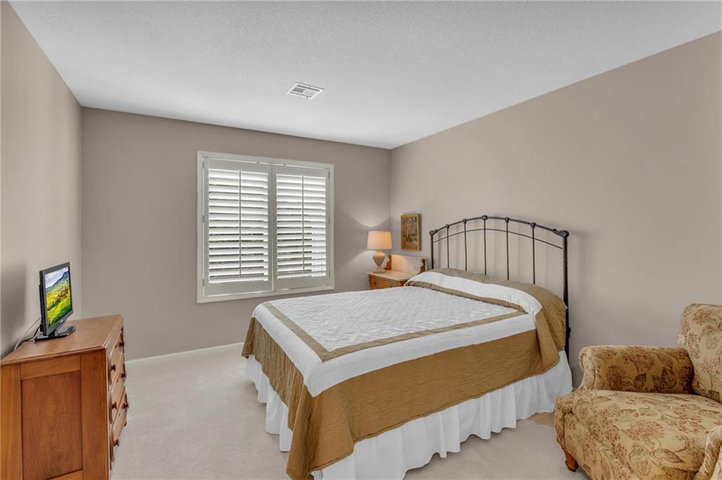 4519 N Mulberry Drive