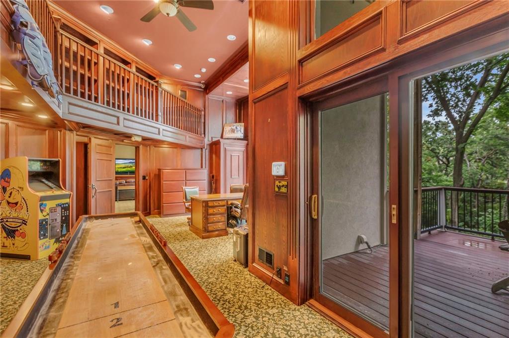 4519 N Mulberry Drive