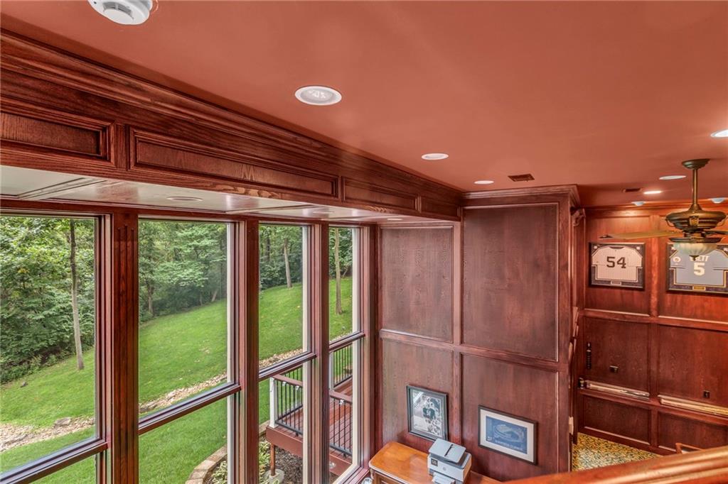 4519 N Mulberry Drive