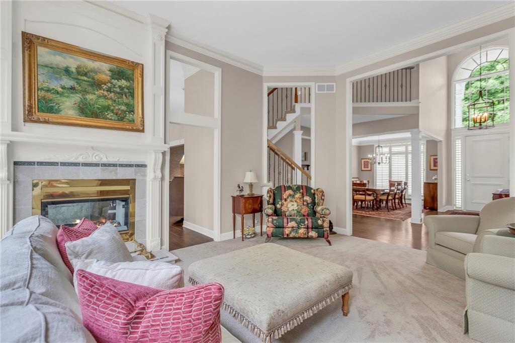 4519 N Mulberry Drive