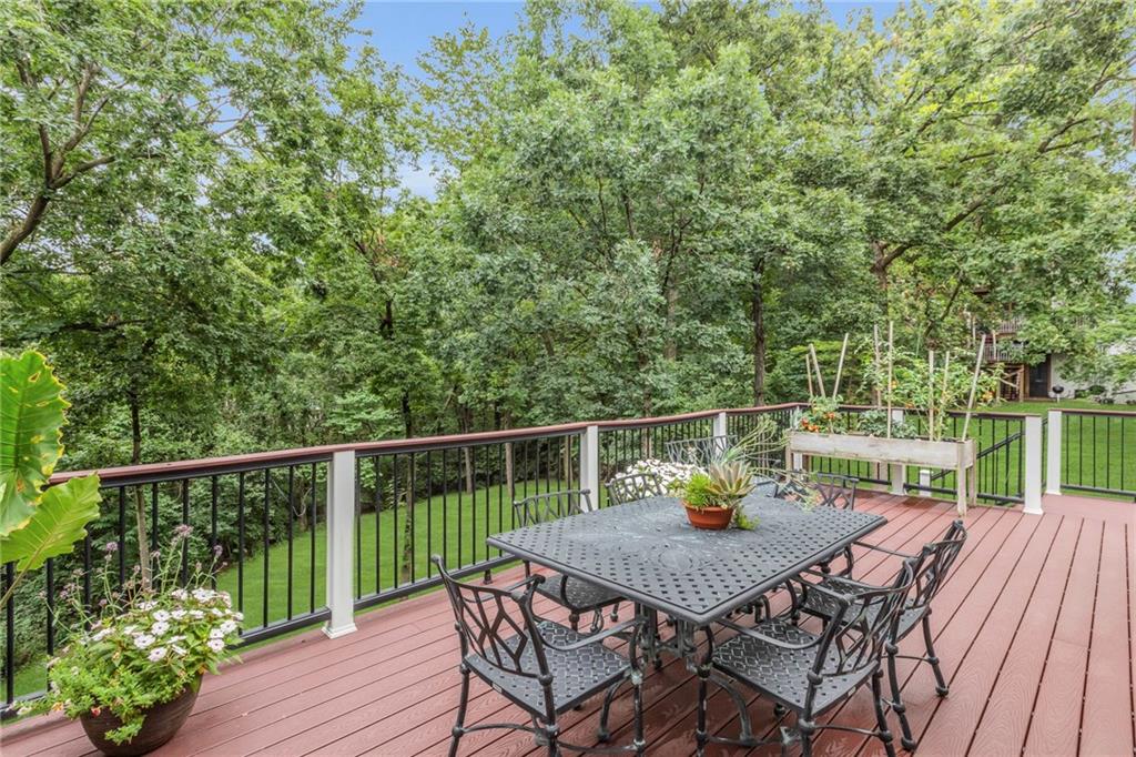 4519 N Mulberry Drive