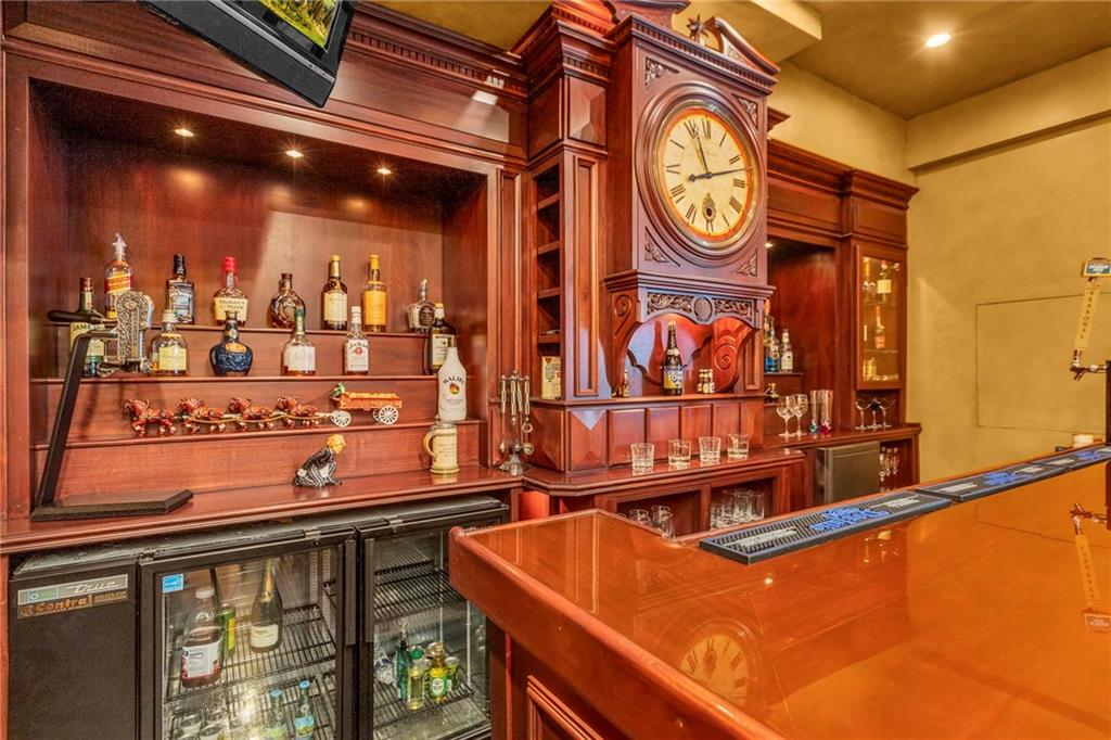 4519 N Mulberry Drive