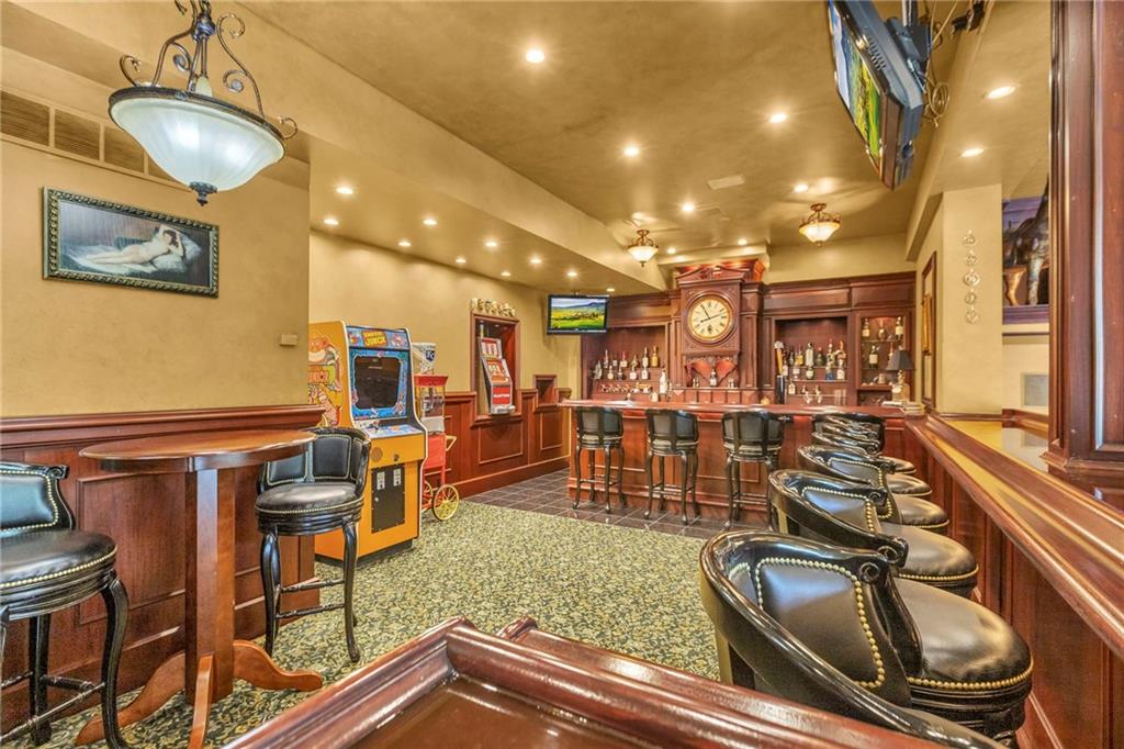 4519 N Mulberry Drive