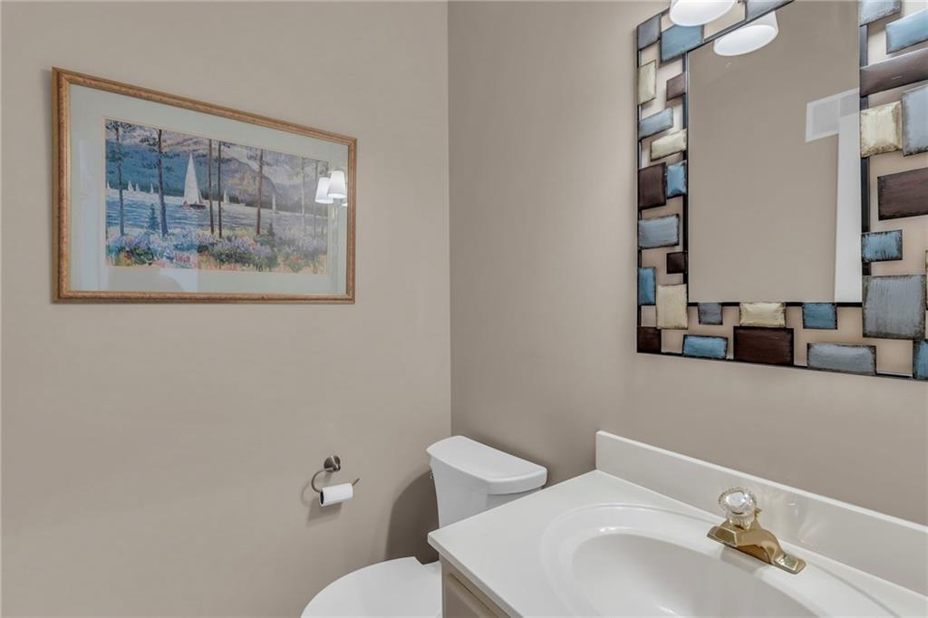 4519 N Mulberry Drive