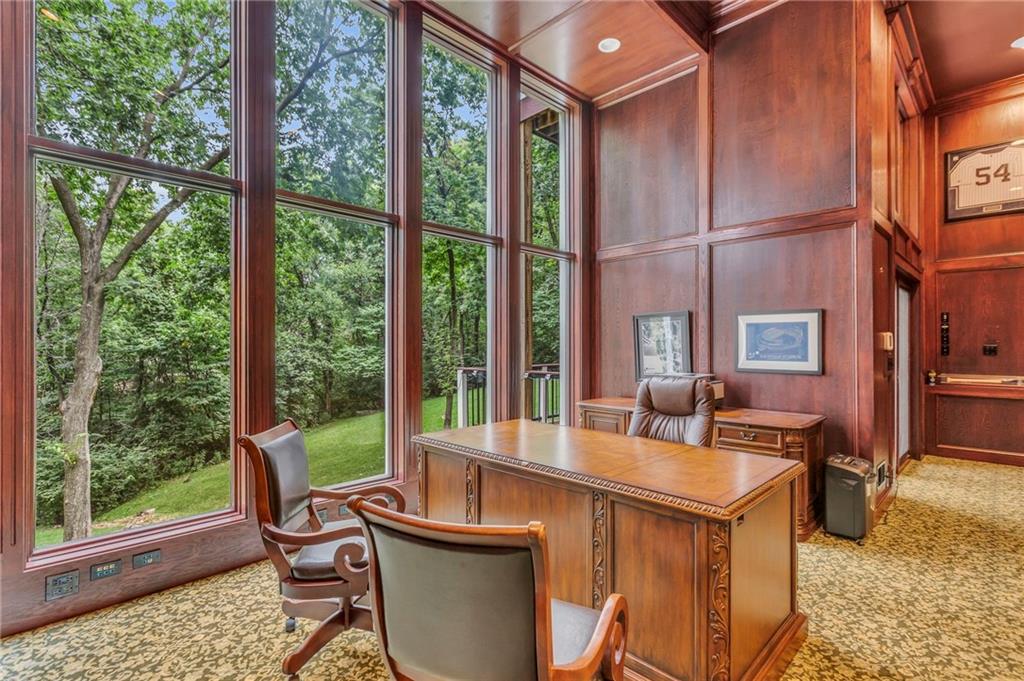 4519 N Mulberry Drive