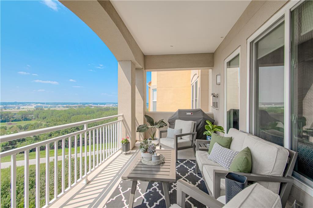 3800 N Mulberry Drive Unit: 403