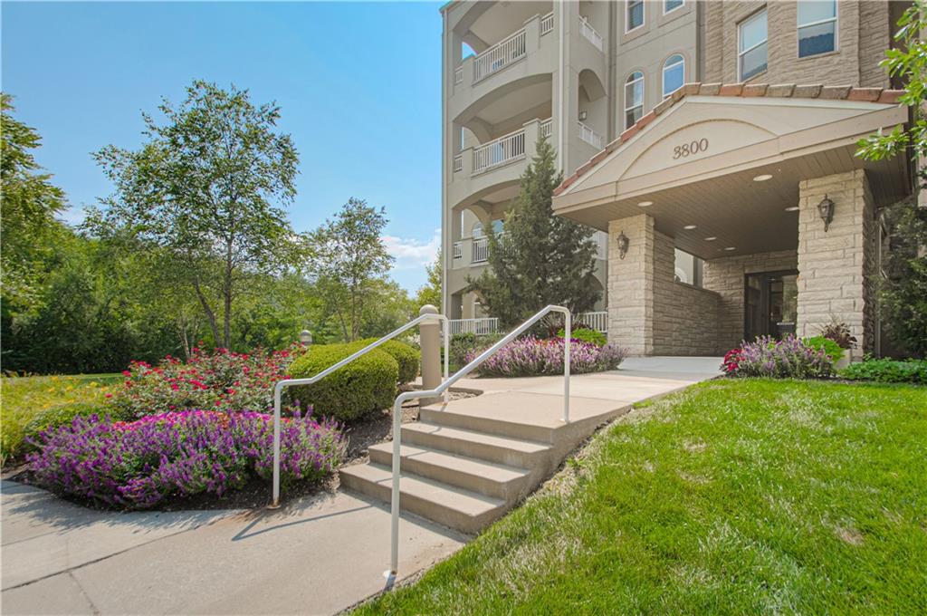 3800 N Mulberry Drive Unit: 403