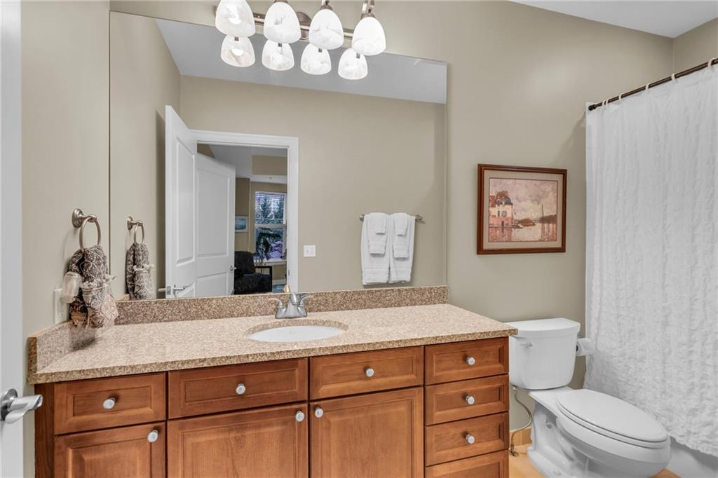 3810 N Mulberry Drive Unit: 207