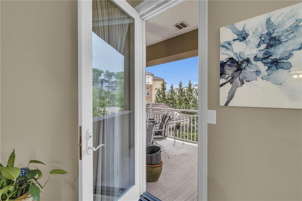 3810 N Mulberry Drive Unit: 207