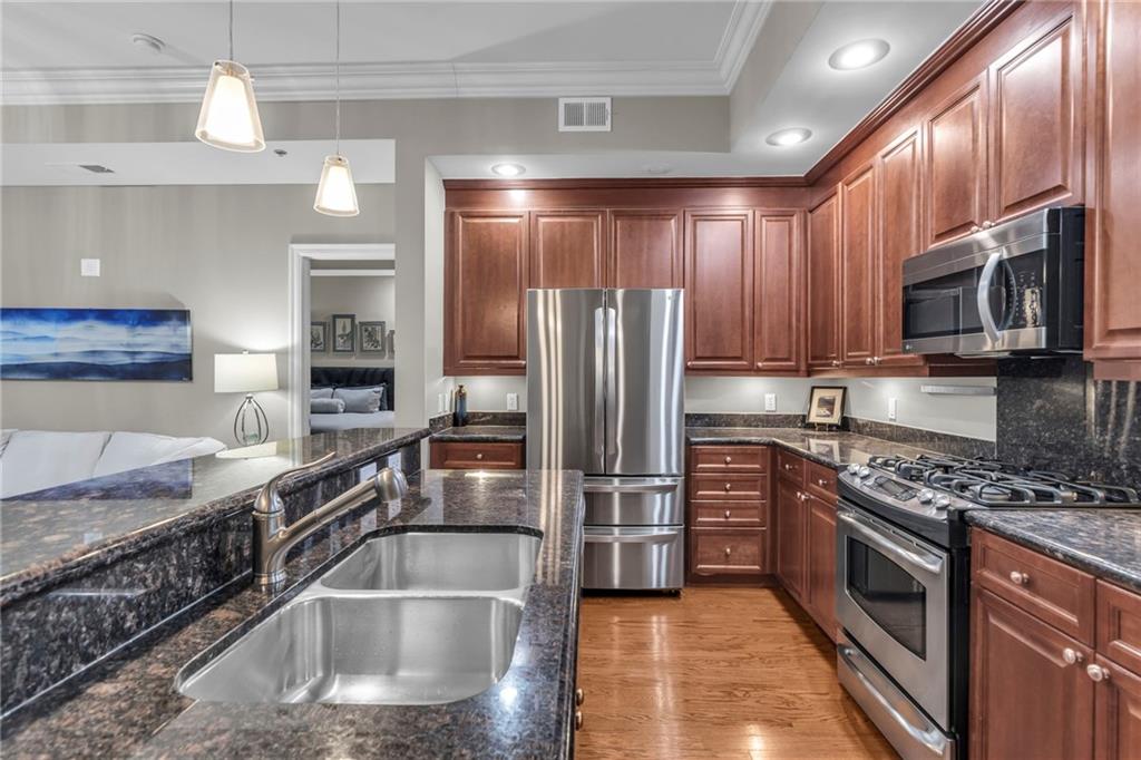 3810 N Mulberry Drive Unit: 207