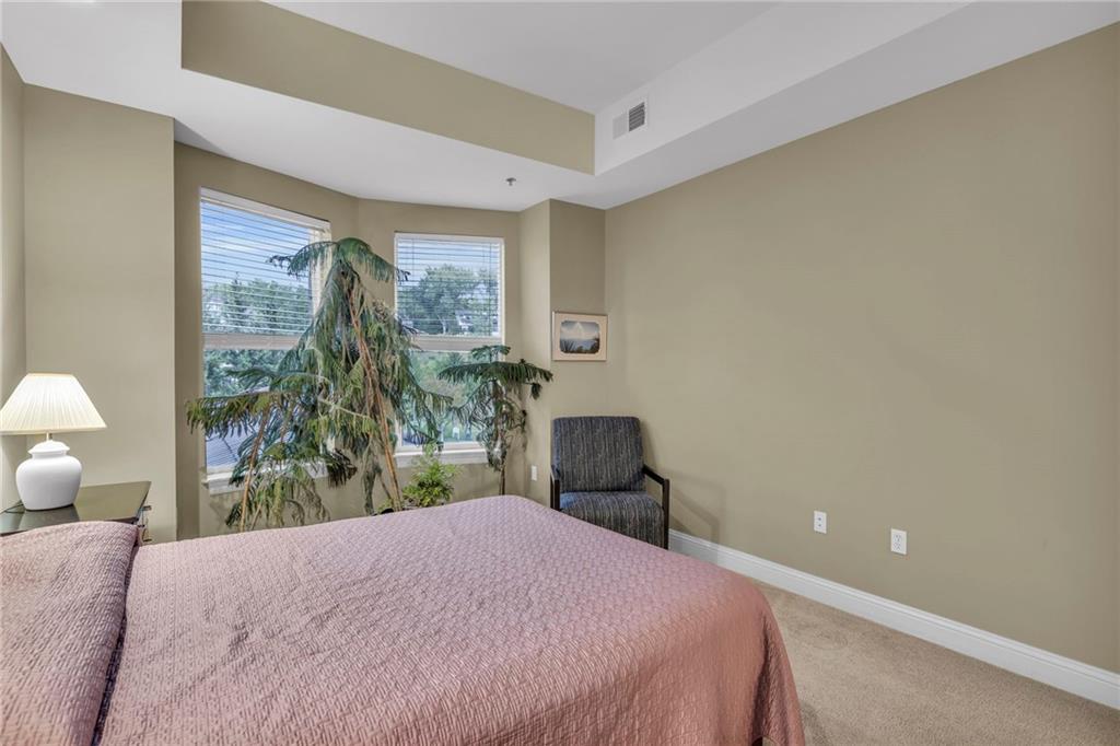 3810 N Mulberry Drive Unit: 207