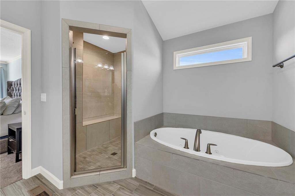 2403 NE 111th Terrace