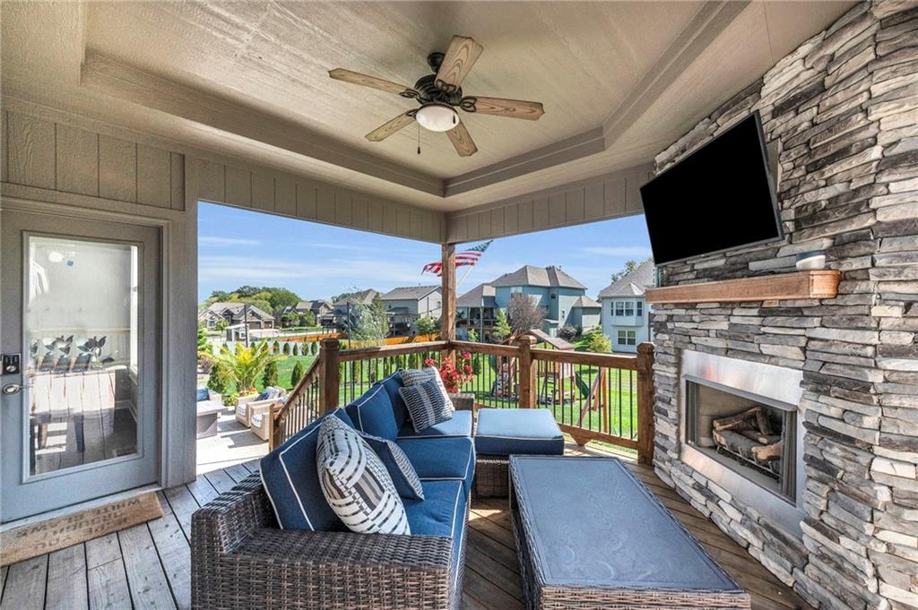 2403 NE 111th Terrace