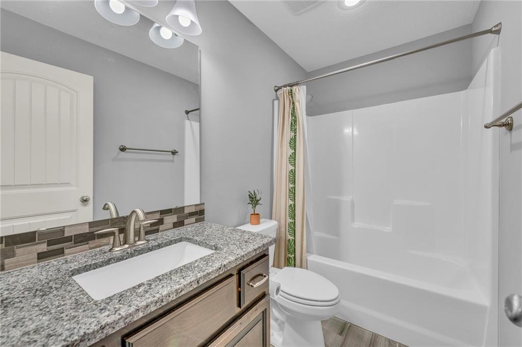 2403 NE 111th Terrace