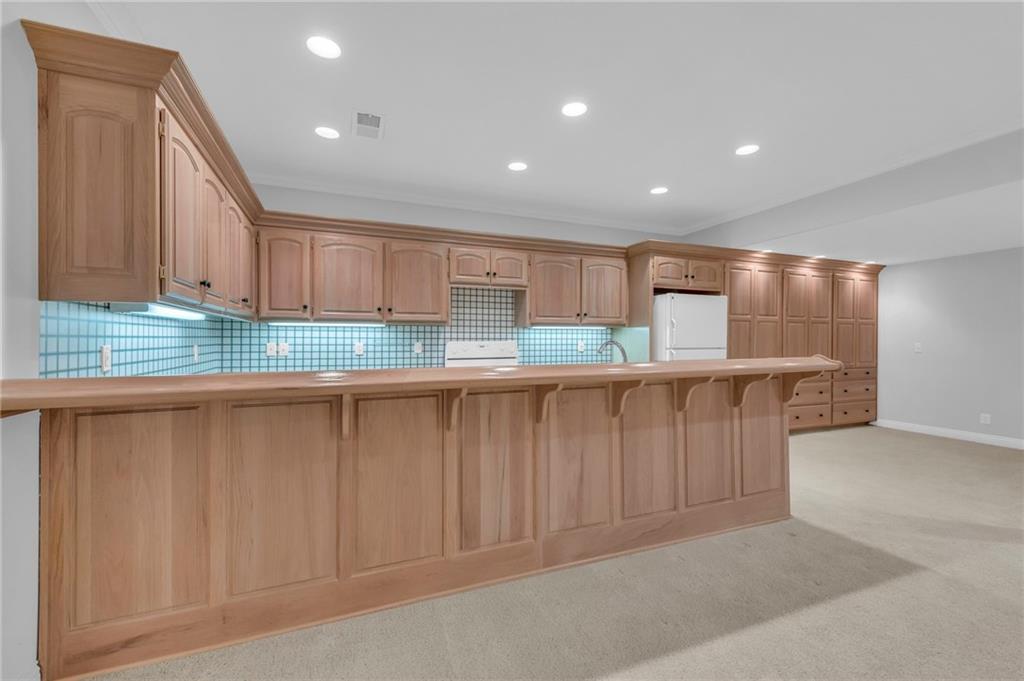 6409 Muirfield Drive