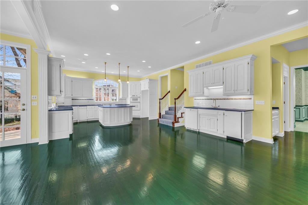 6409 Muirfield Drive