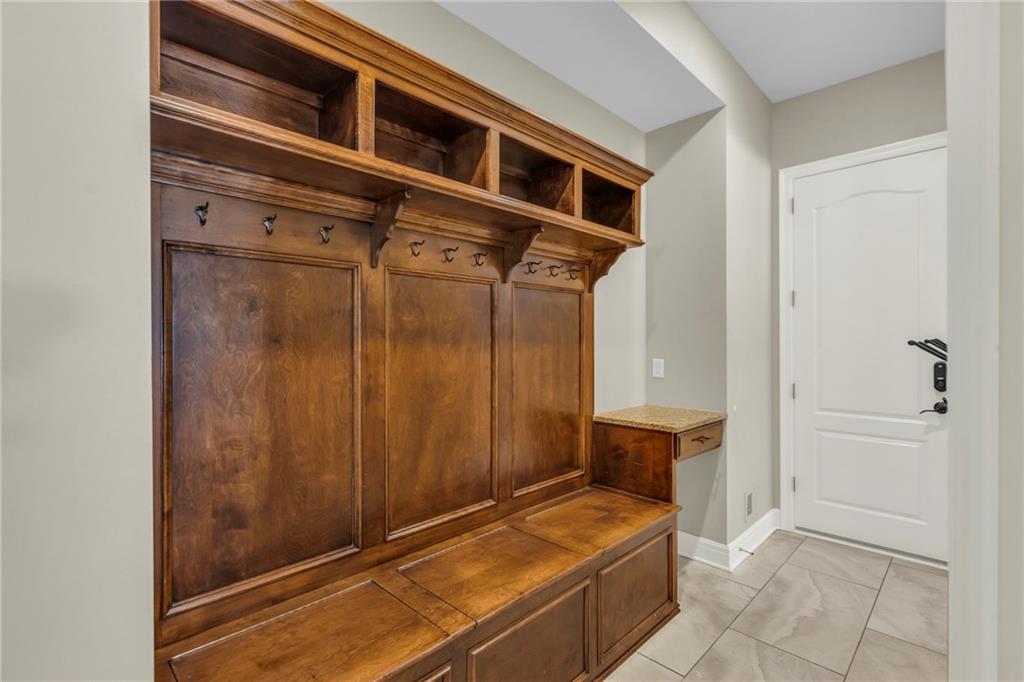 5114 Meadowlark Drive