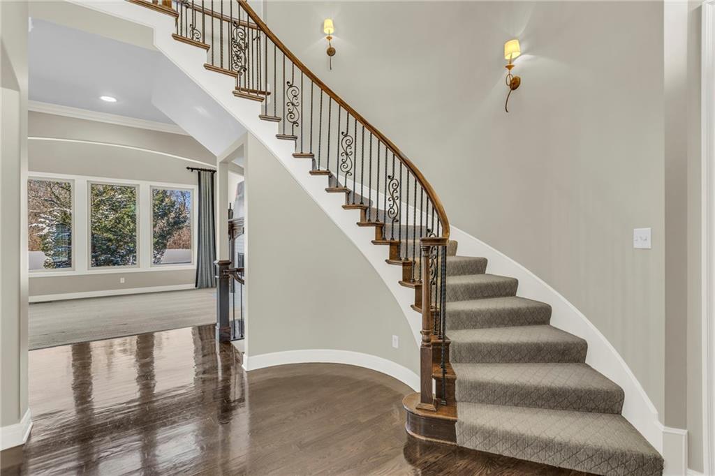 5114 Meadowlark Drive