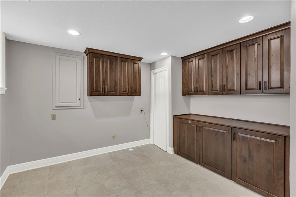 5114 Meadowlark Drive