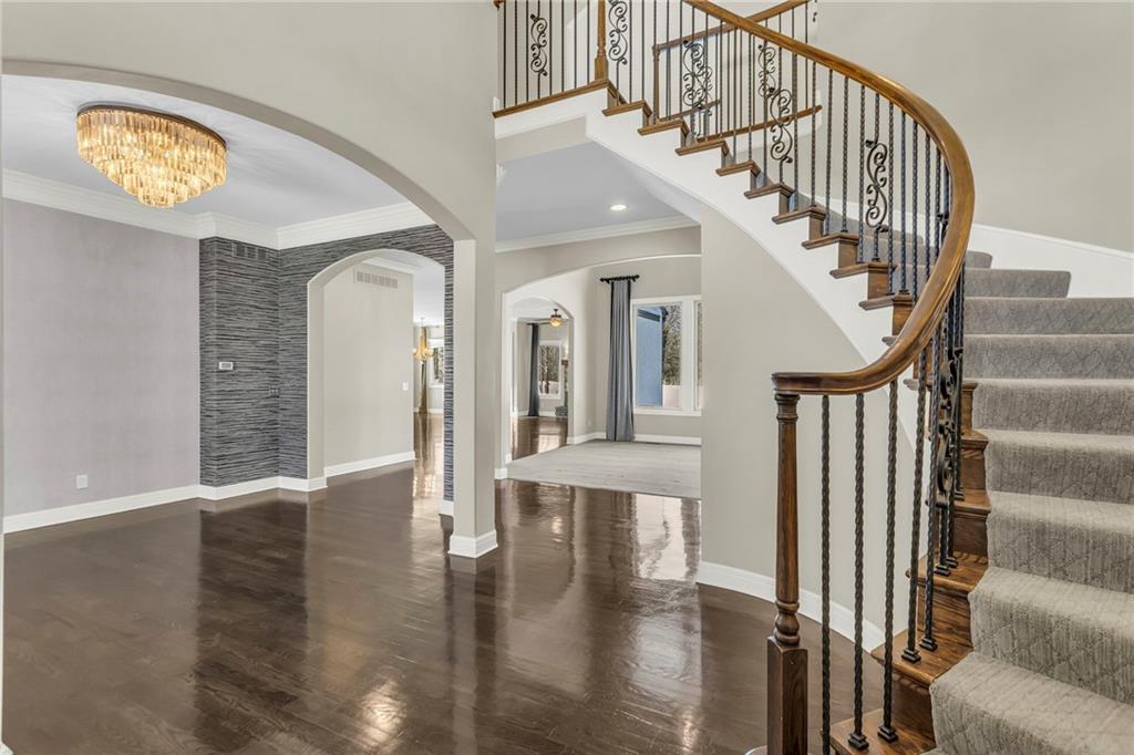 5114 Meadowlark Drive