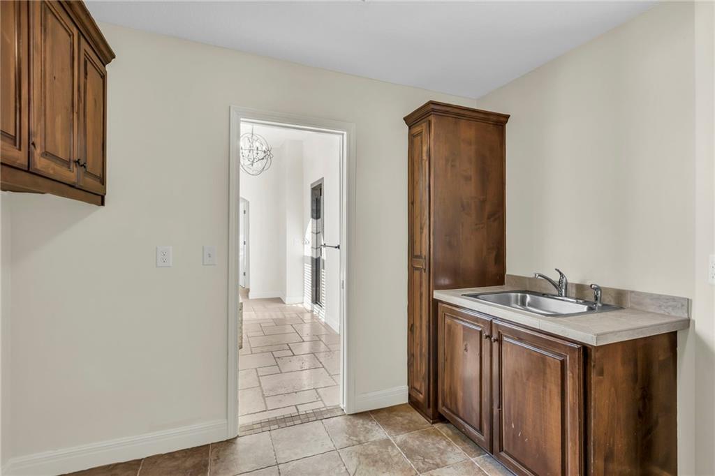 5114 Meadowlark Drive