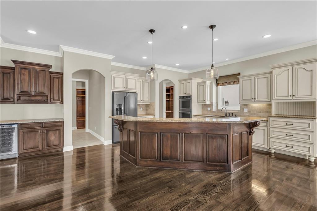 5114 Meadowlark Drive