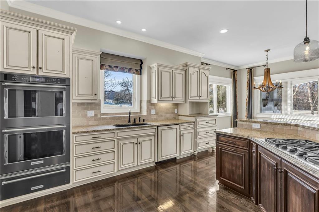 5114 Meadowlark Drive