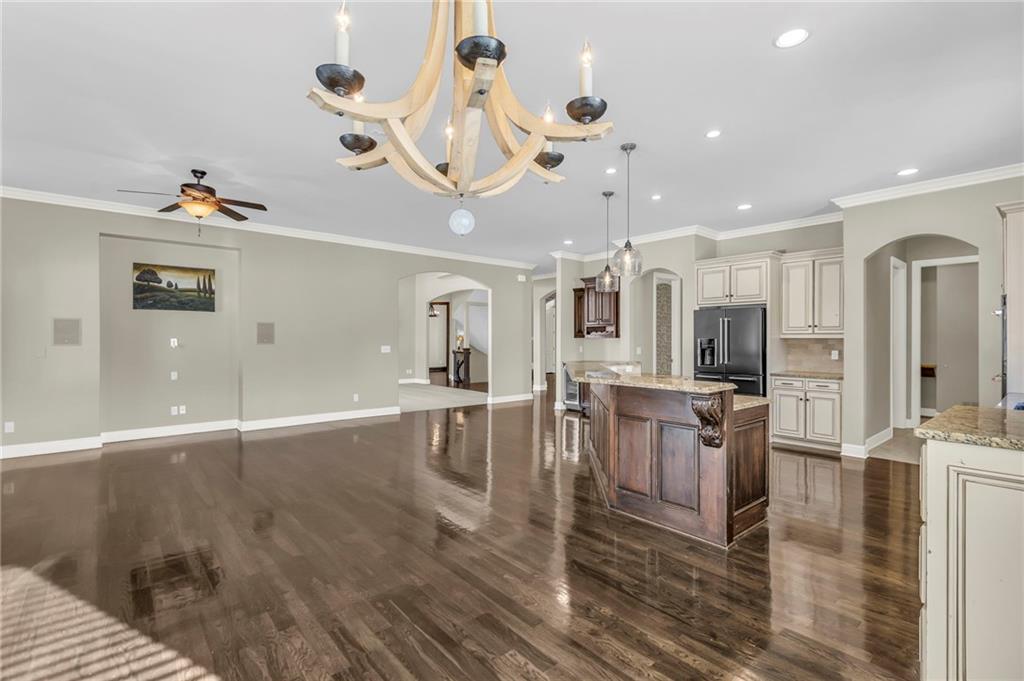 5114 Meadowlark Drive