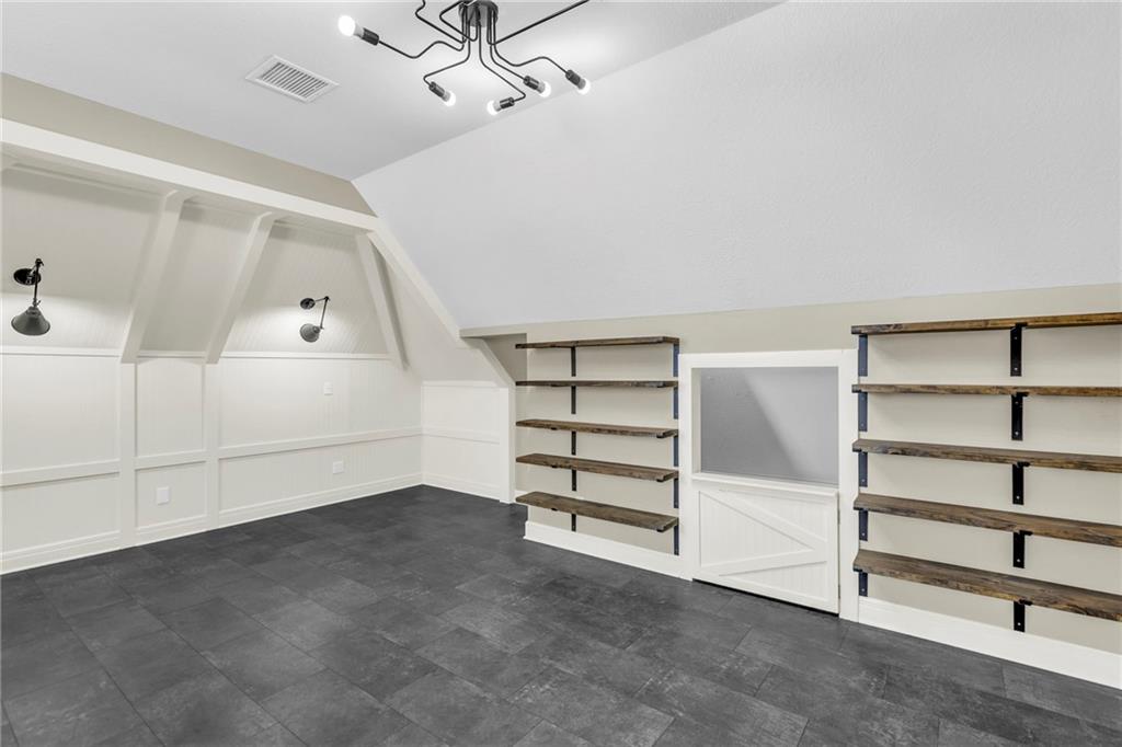 5114 Meadowlark Drive