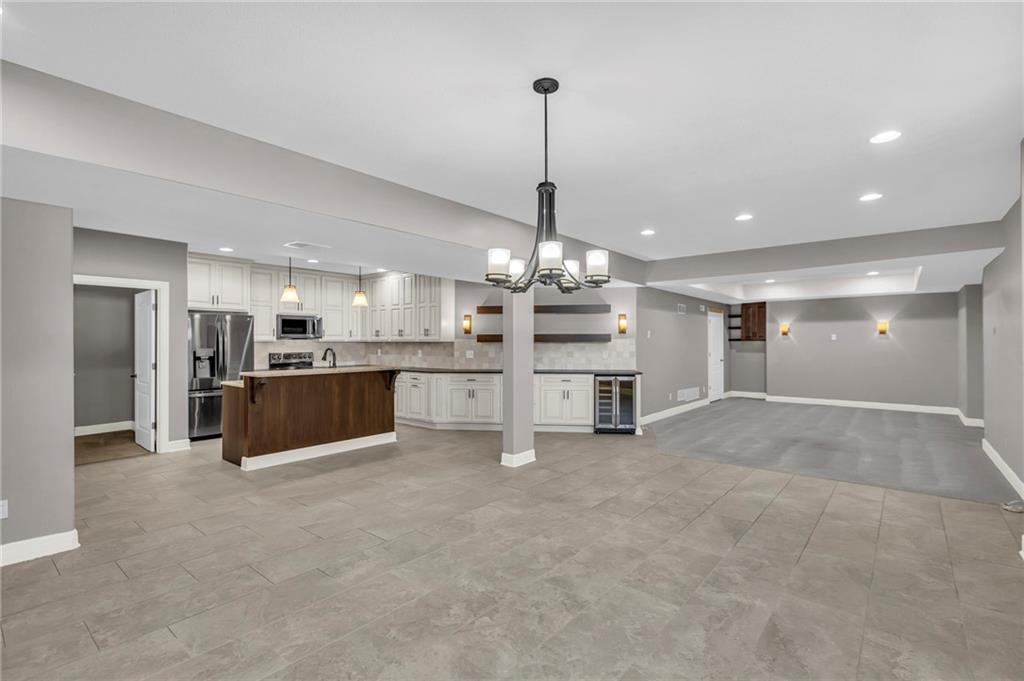 5114 Meadowlark Drive