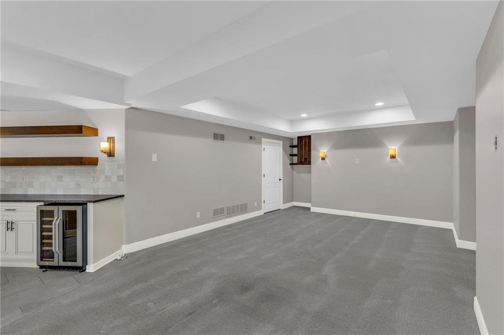 5114 Meadowlark Drive