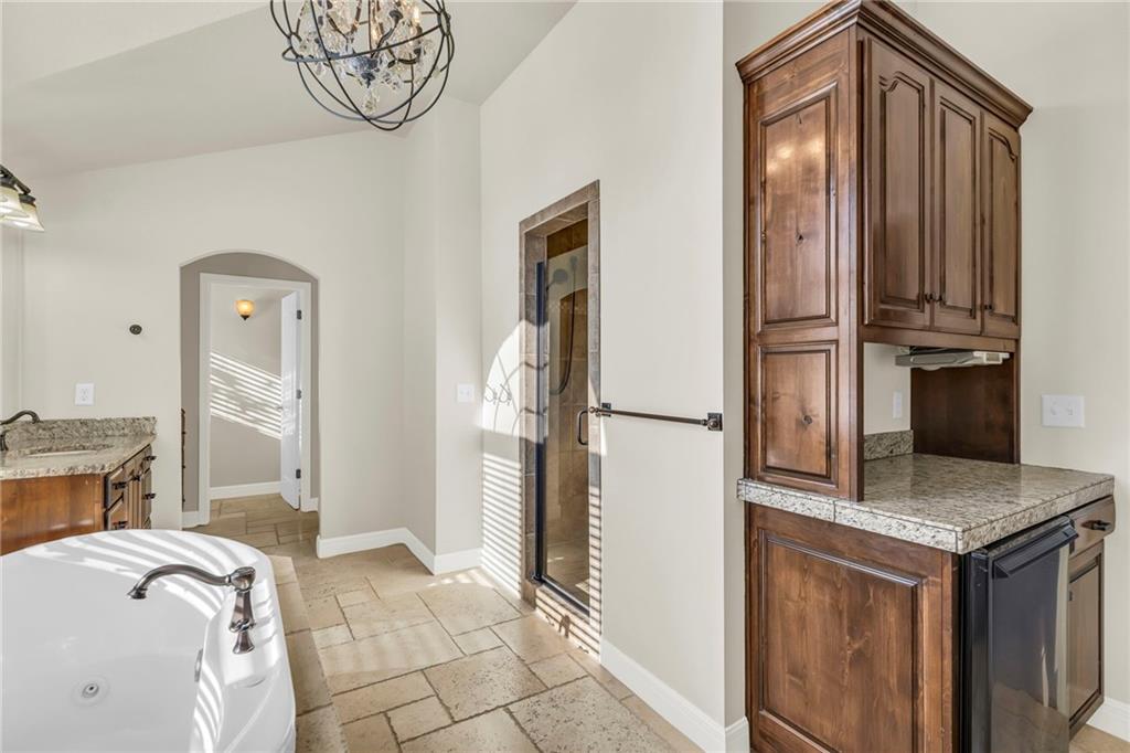 5114 Meadowlark Drive