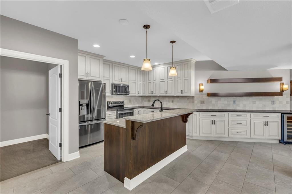 5114 Meadowlark Drive