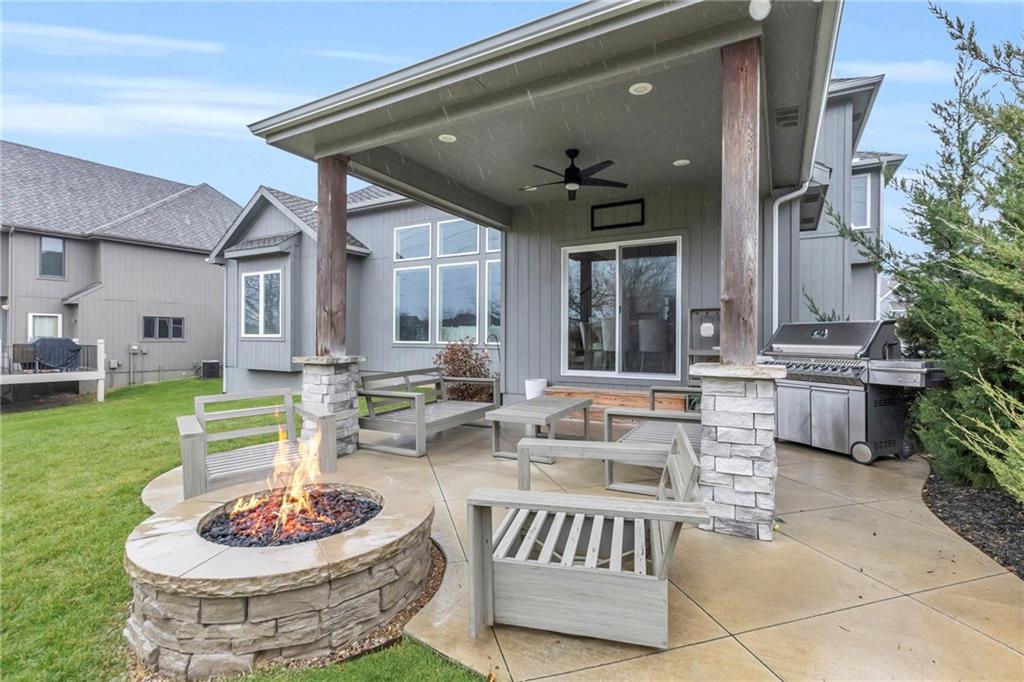 10315 N Revere Avenue