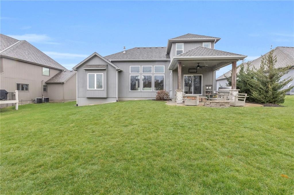 10315 N Revere Avenue