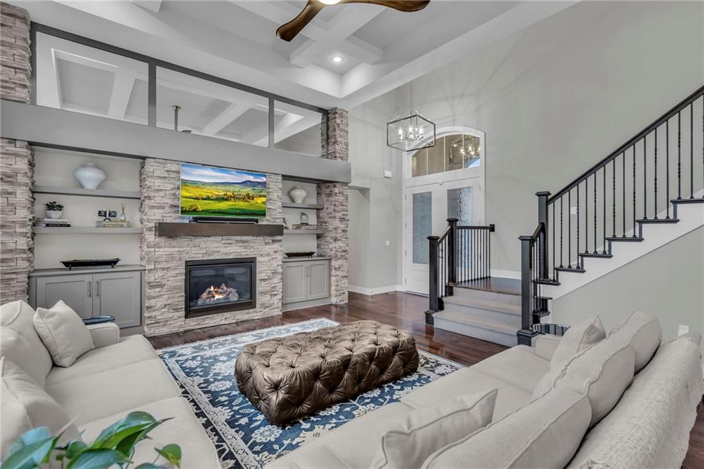 10315 N Revere Avenue