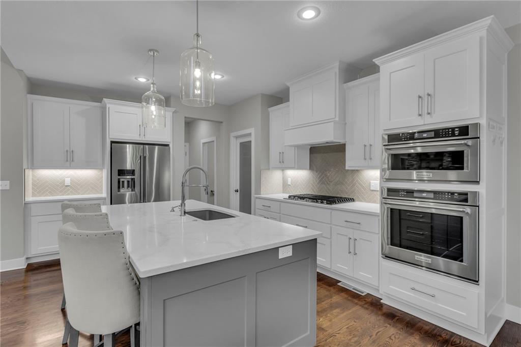 10315 N Revere Avenue